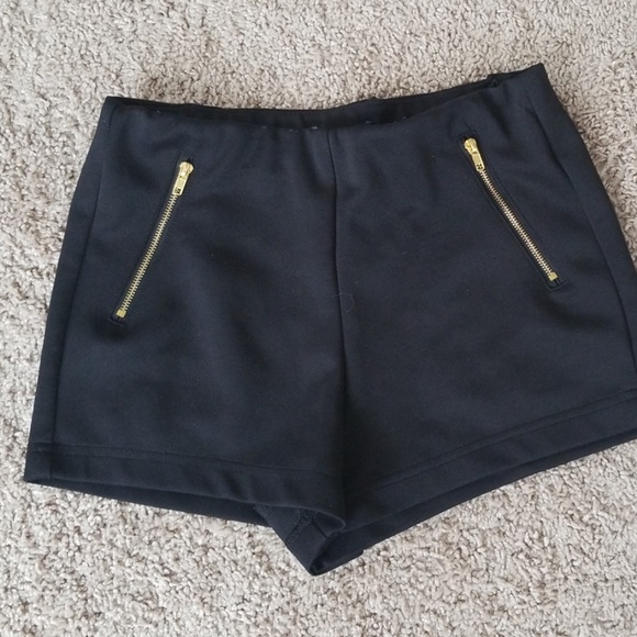 Black and gold shorts - Picture 1 of 1